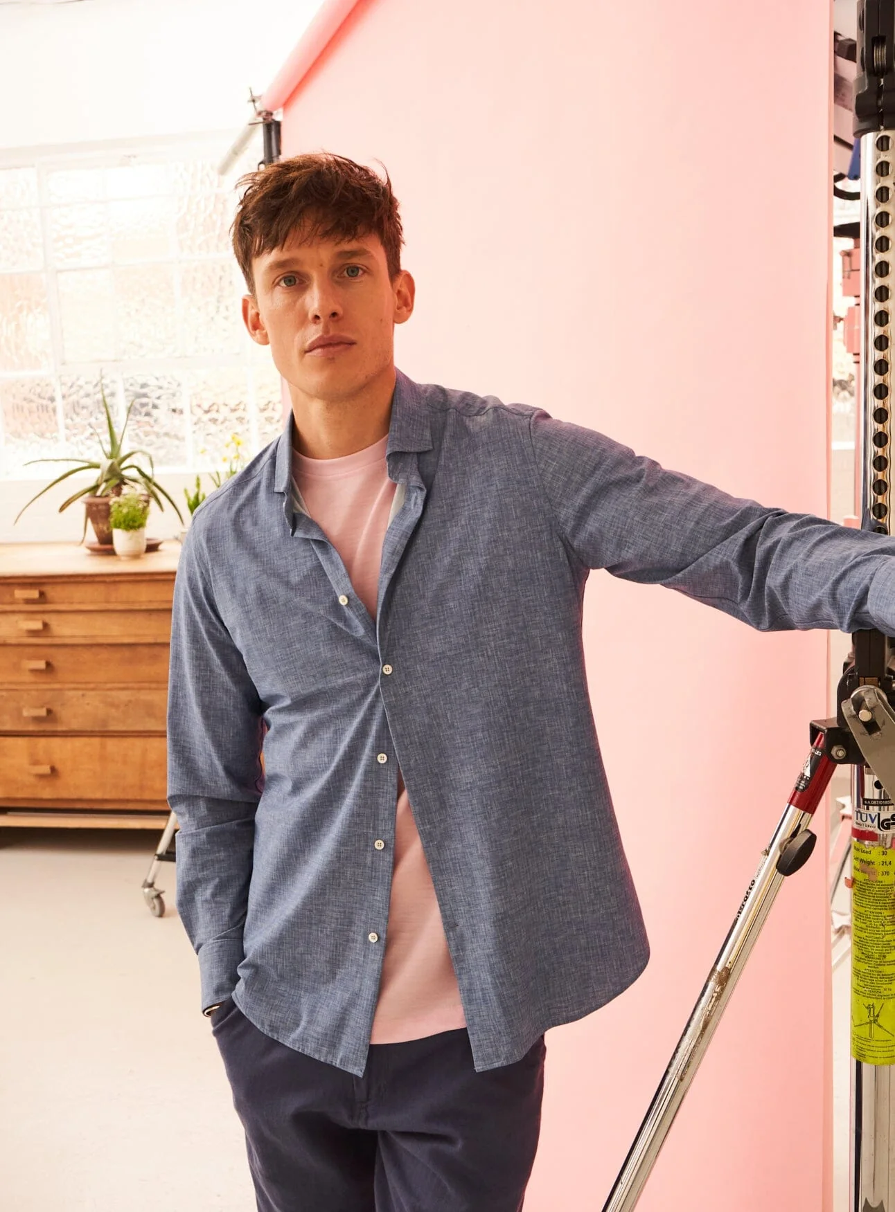 Recycled Italian Blue Slub Cut Away Comfort Shirt - Image 8