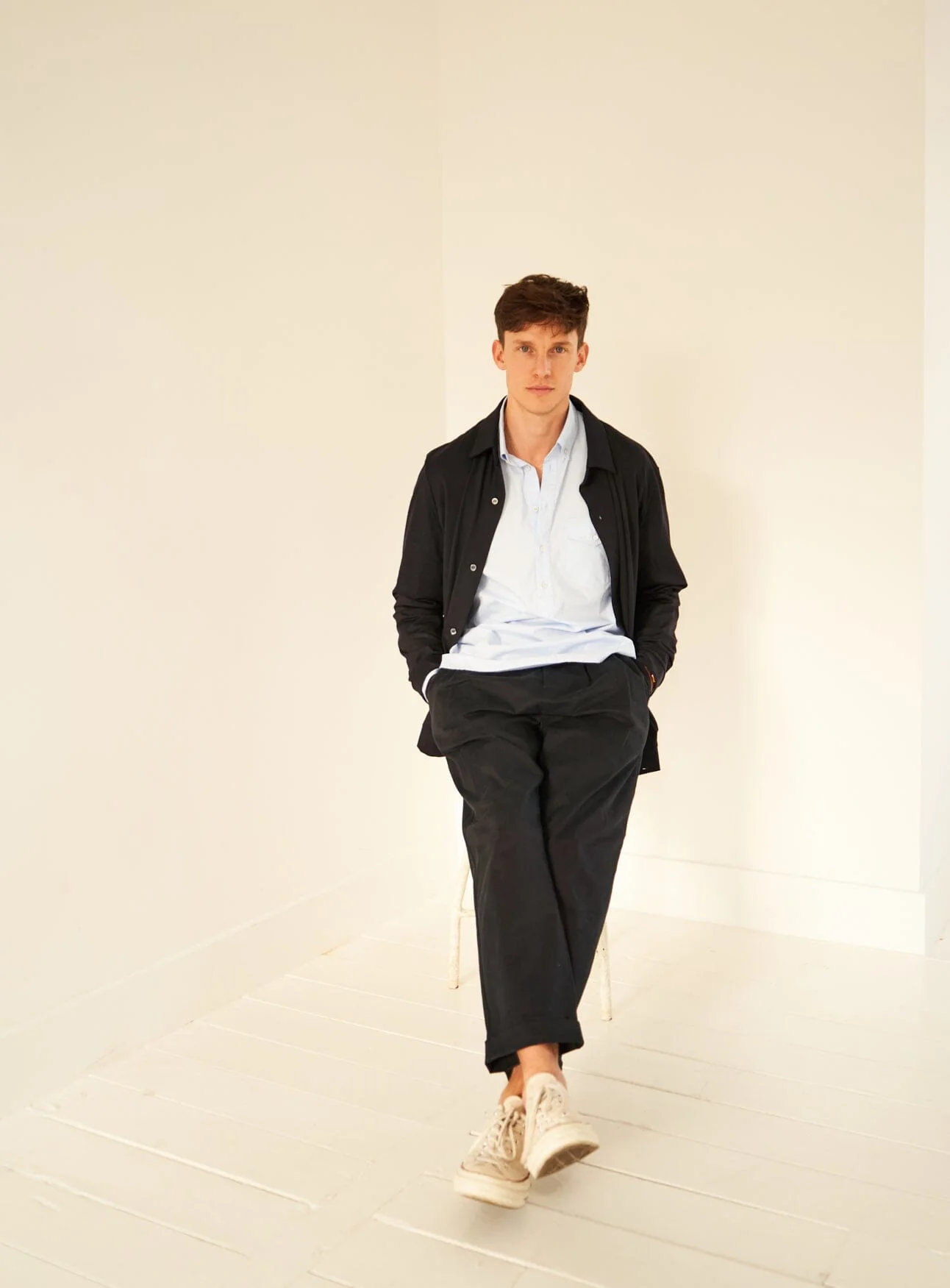 Organic Cotton stretch Navy Pleated Trouser - Image 10