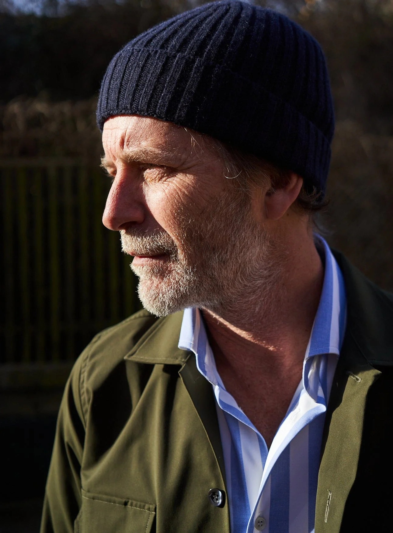 Cashmere Navy Ribbed Beanie Hat - Image 8