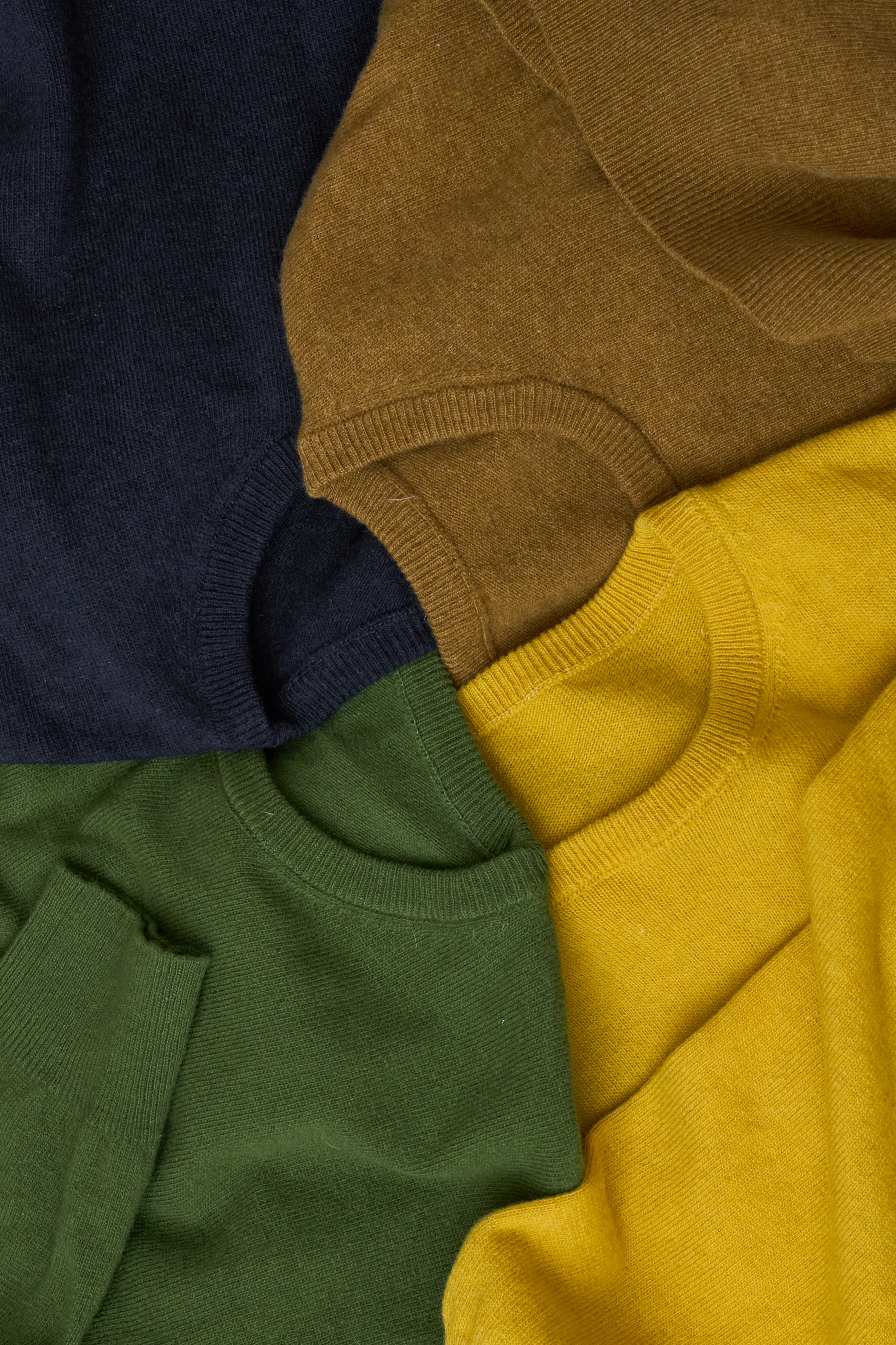 Recycled Italian Wool Knit Navy Crew Neck - Image 10