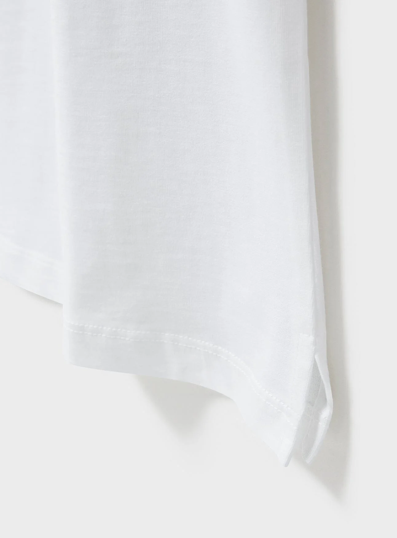 The Perfect White 100% Organic Cotton Classic T-Shirt - Image 9